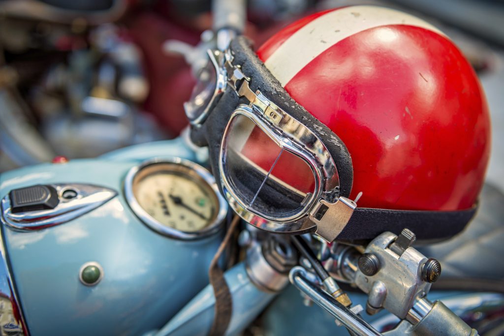 California motorcycle hemlet laws